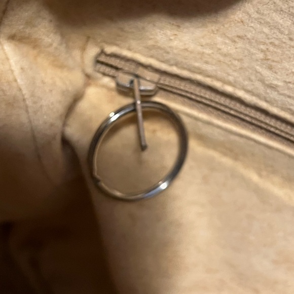 Vintage Gucci Signature Crossbody - Picture 10 of 16